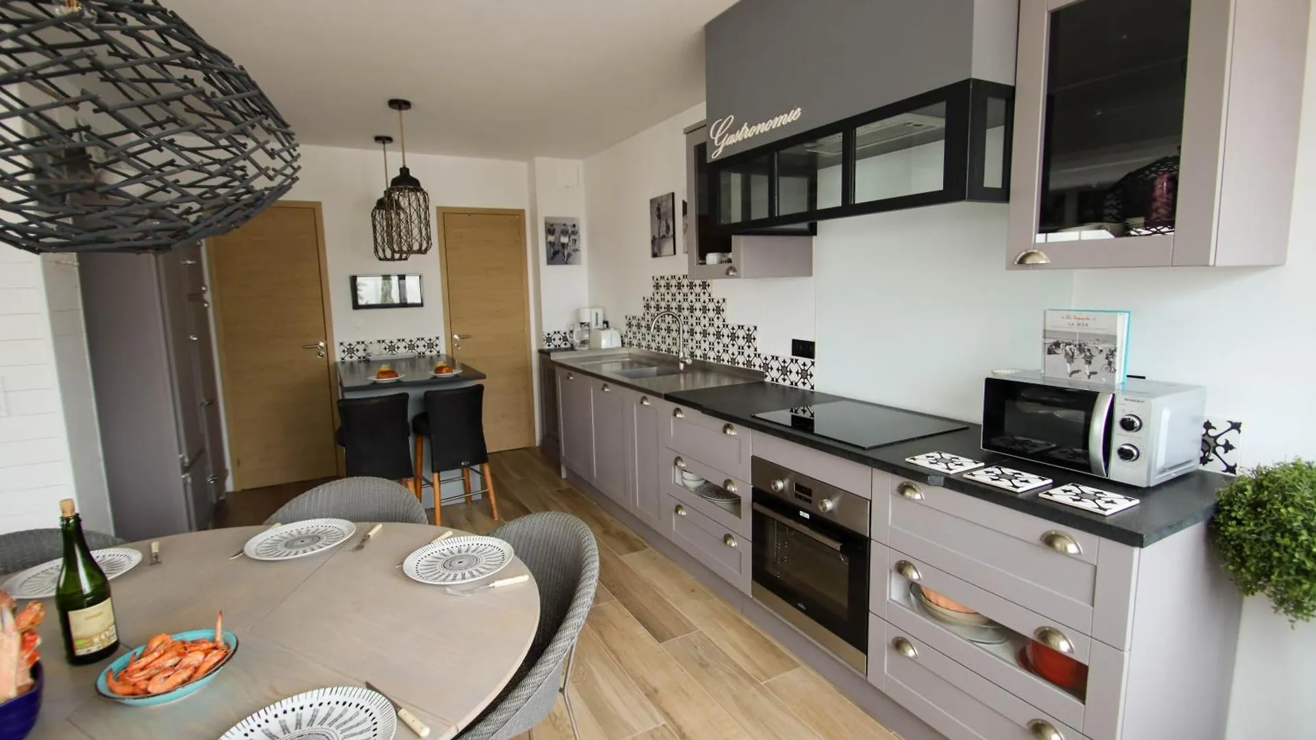 L'Elegance Zen - Maison Plages Et Commerces A Pieds Carnac 0*,